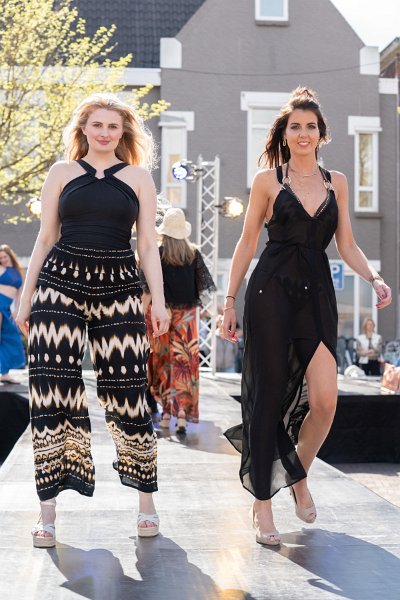Modeshow 301_.jpg
